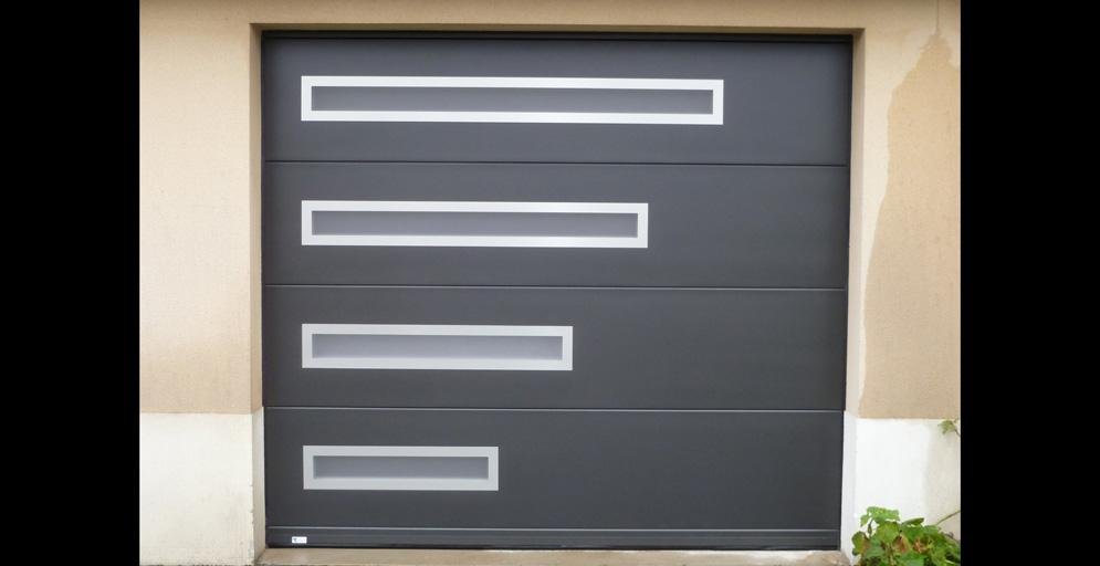 Porte de garage sectionnelle contemporaine - Avrillé