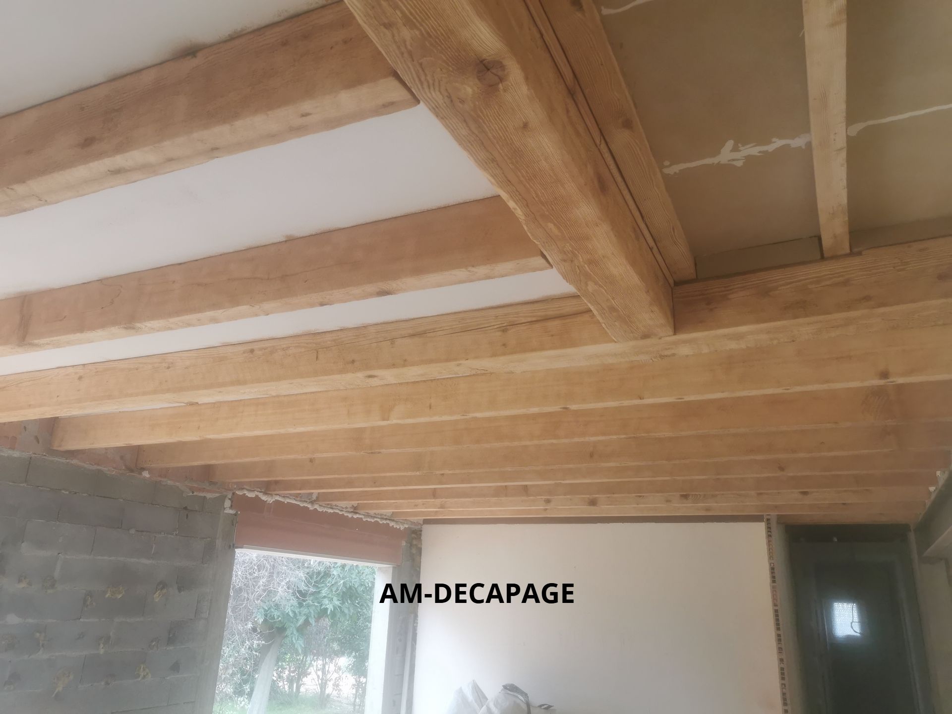 Sablage de façades, poutres et charpentes à Perpignan