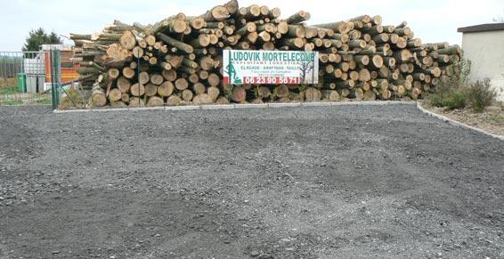 bois de chauffage - stock de bois