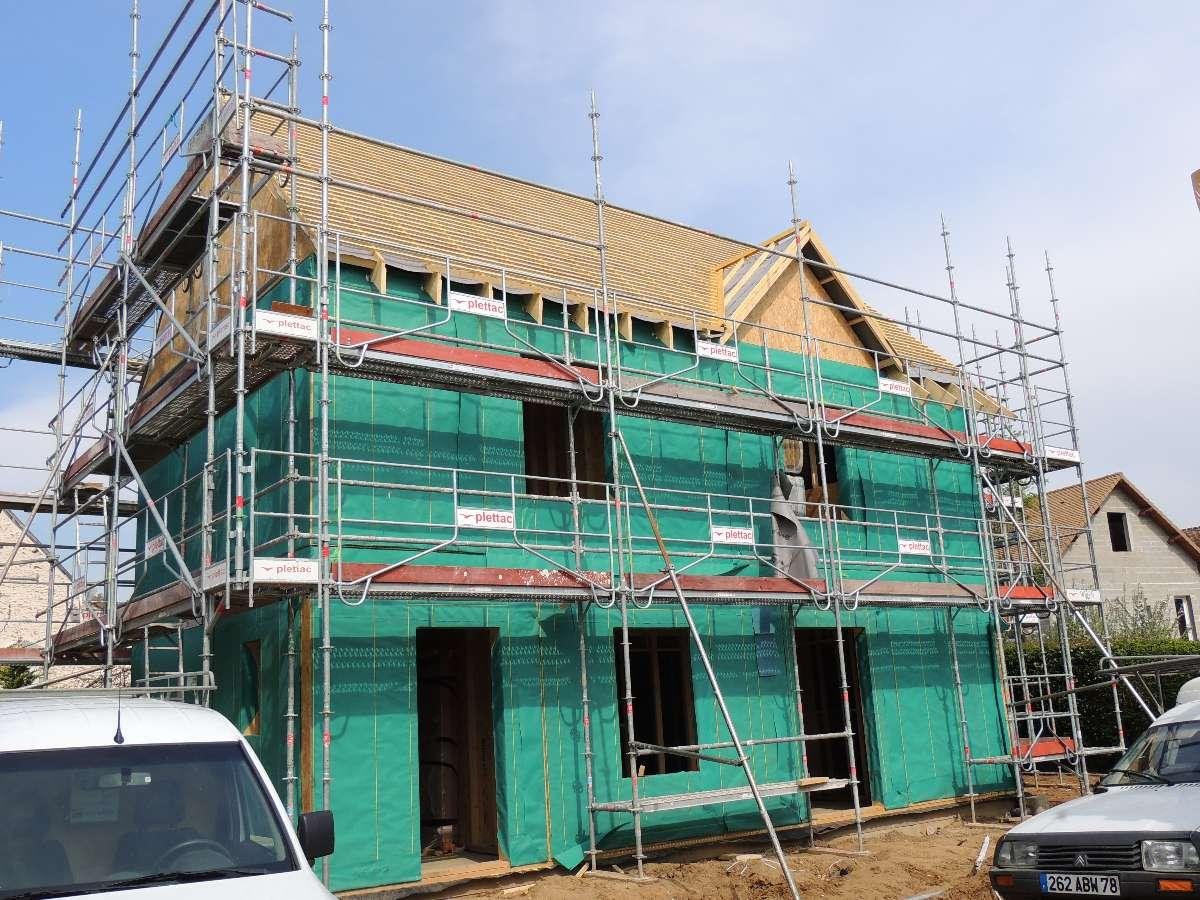 Réalisation d'une toiture tuile à Aubergenville