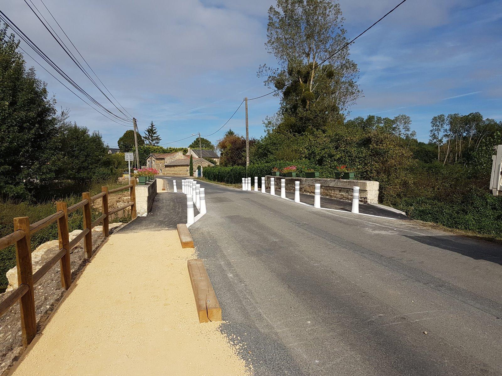 TROTTOIR-POITOU-CHARENTE-VIENNE-MIREBEAU-86