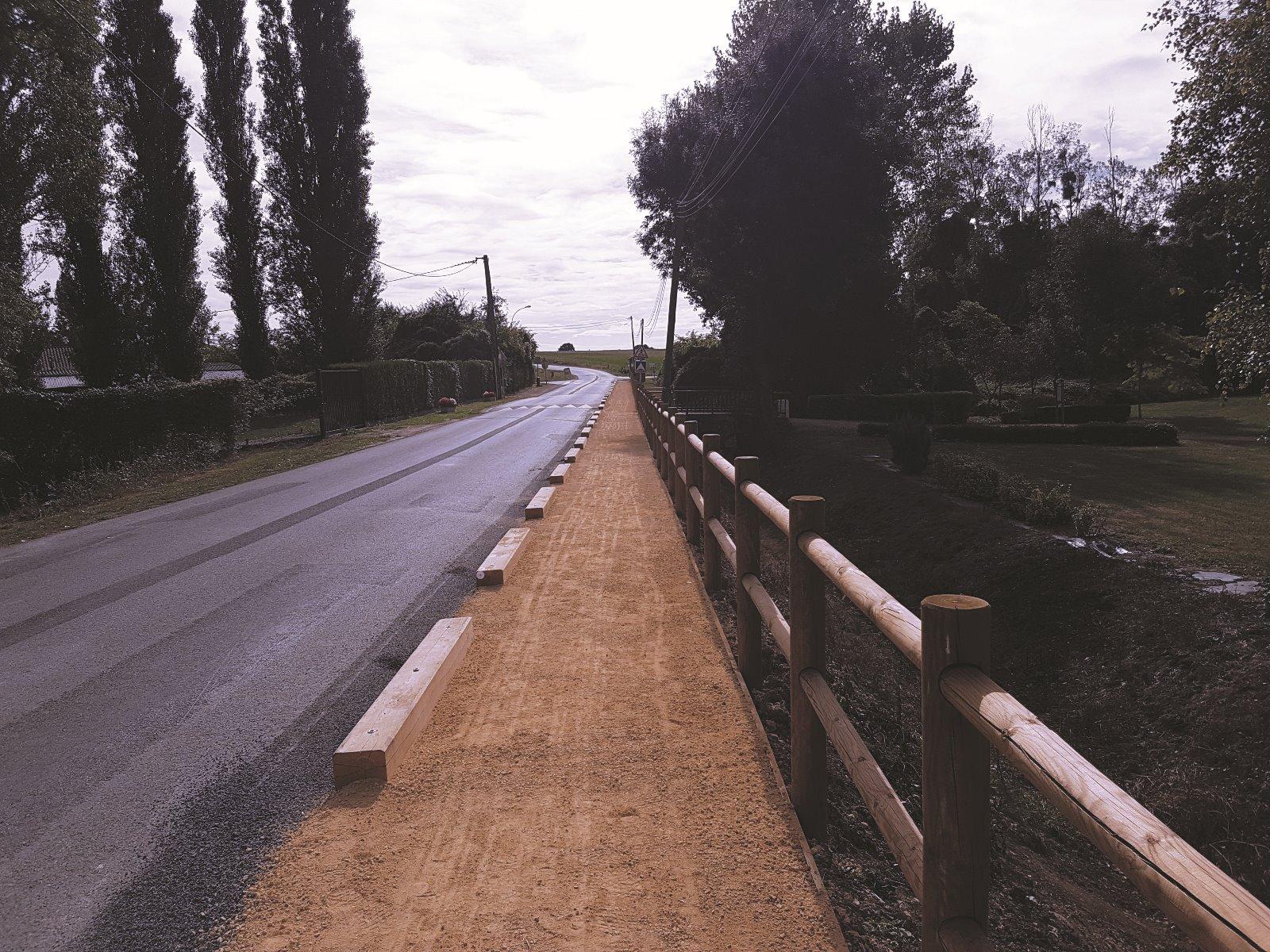 TROTTOIR-POITOU-CHARENTE-VIENNE-MIREBEAU-86