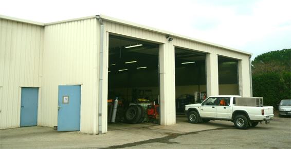Châteauneuf-du-Rhône - Garages poids lourds