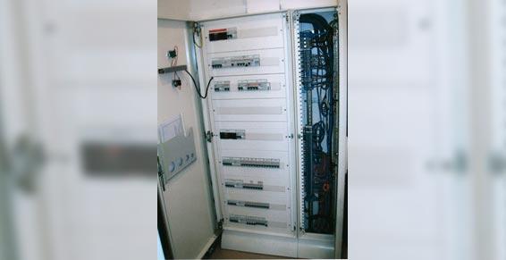 JB Électricité - Électricité - Marseille - Panneaux électrique