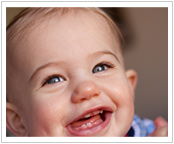 מה, יש תינוקות שנולדים עם שיניים?