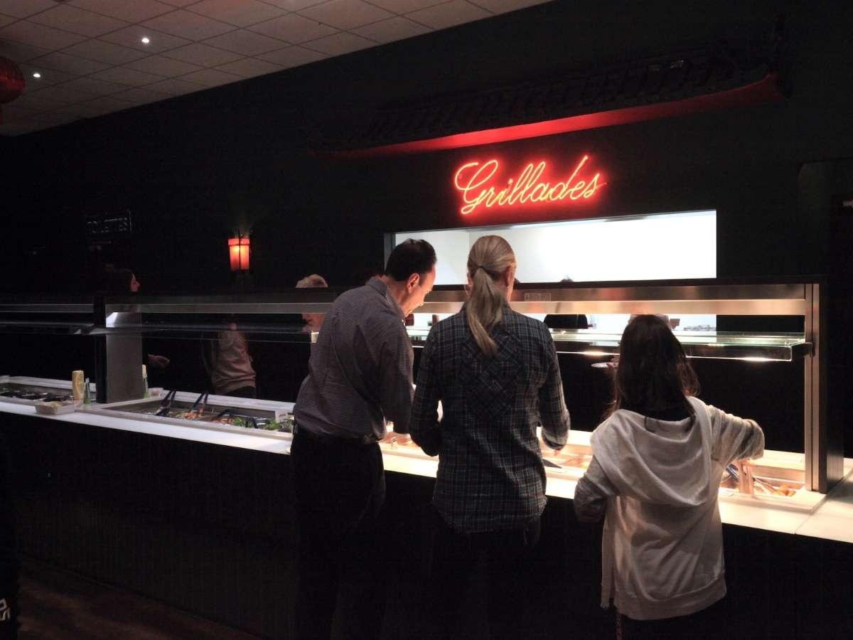 Les plats du restaurant Tan Phat se savourent en famille à Bergerac