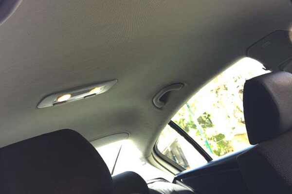 ריפוד גגות פנימיים ברכב