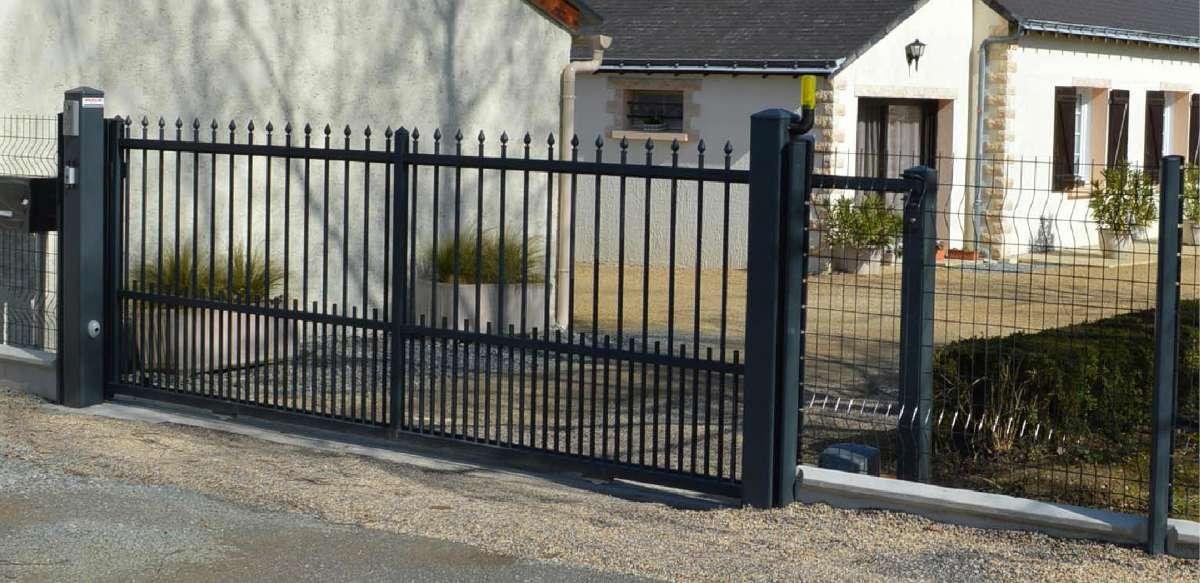 Pose de portail alu à Cholet