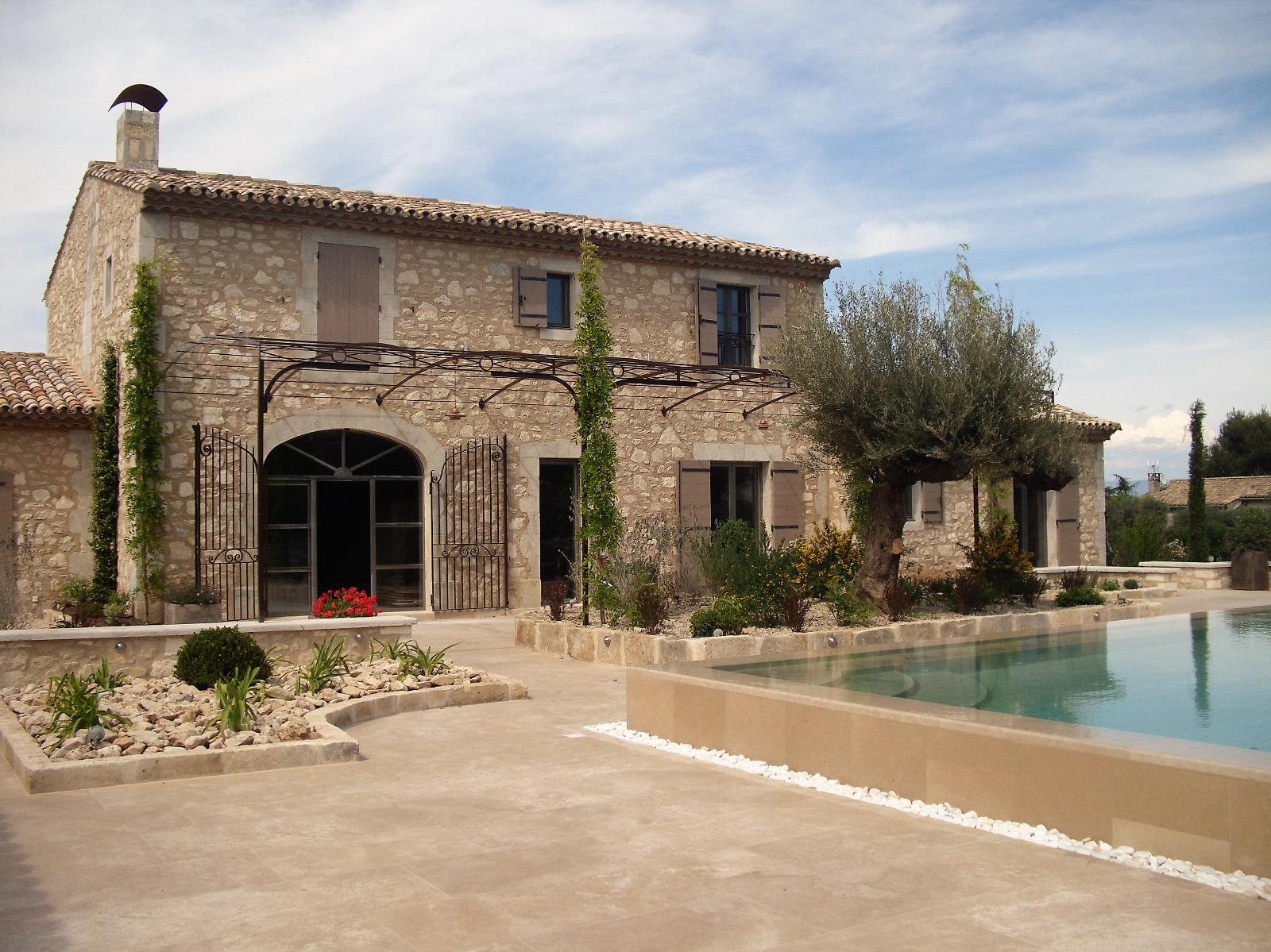 Ensemble de ferronnerie 001