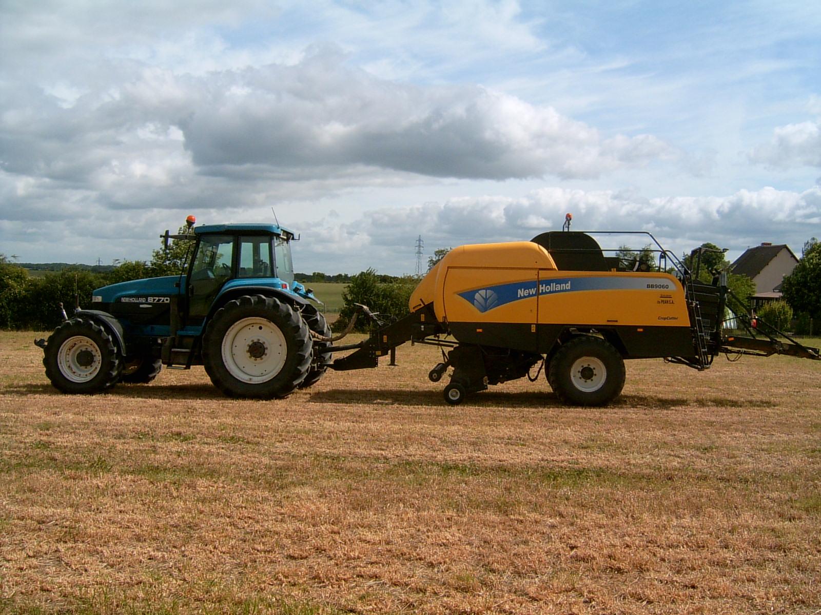 Pressage bottes carrées STARM