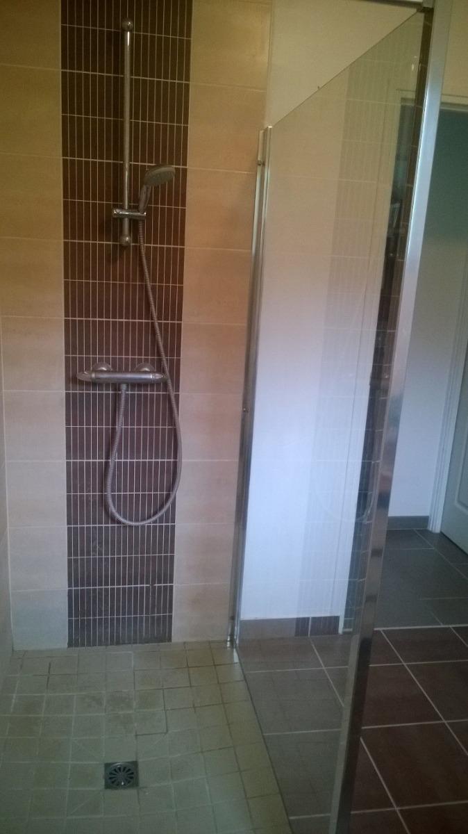 Douche Michel HUBERT S.A.R.L - Saint-Julien