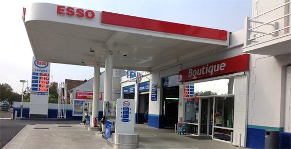 Esso - Top Garage à Arnage