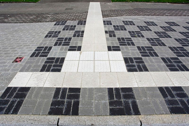 Bordstein, Leitsteine