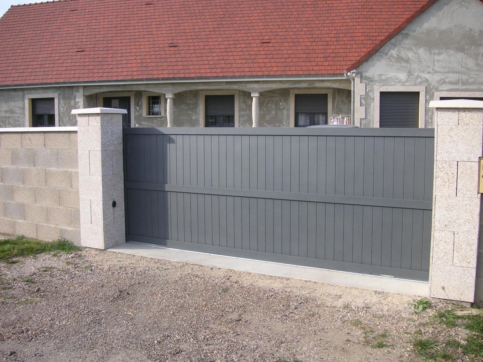 Michaël Jouan Rénovation - Portails aluminium sur-mesure