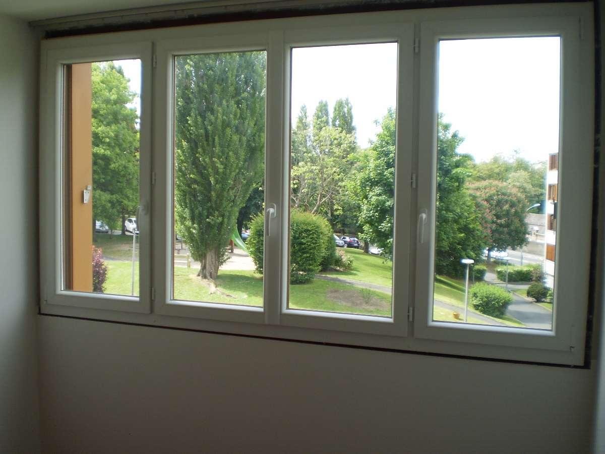 Fenêtre pvc couleur chêne doré - Serrurerie LV2M -