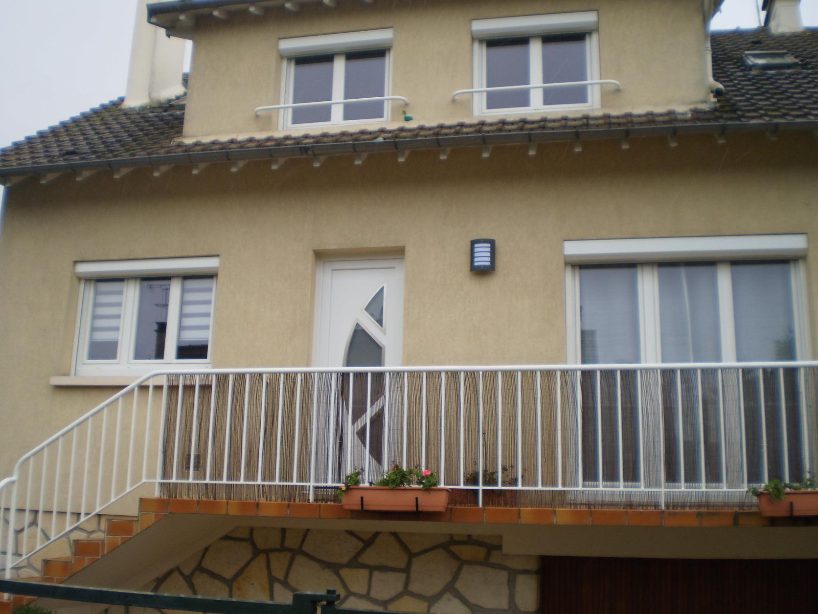 FENETRES PVC DOUBLE VITRAGE SEINE ET MARNE (77220)