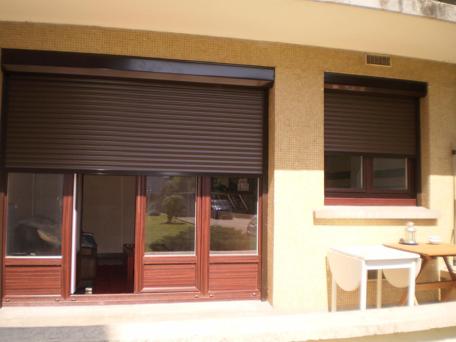 Volet roulant motorisé - Serrurerie LV2M