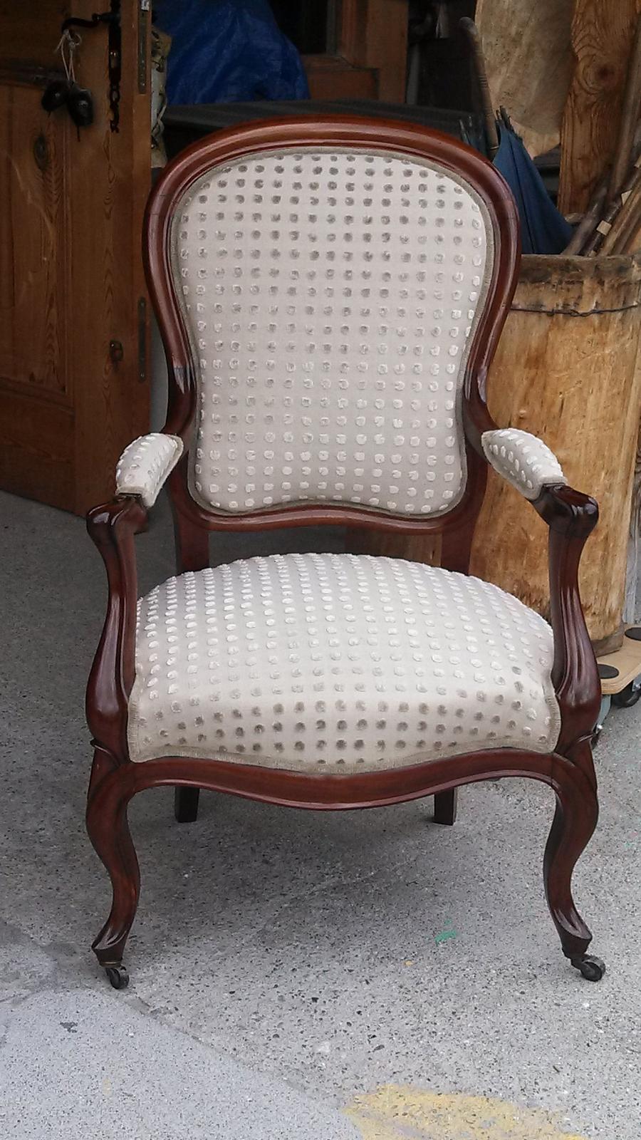 Marianne Dubost - Tapissier-décorateur à Briançon