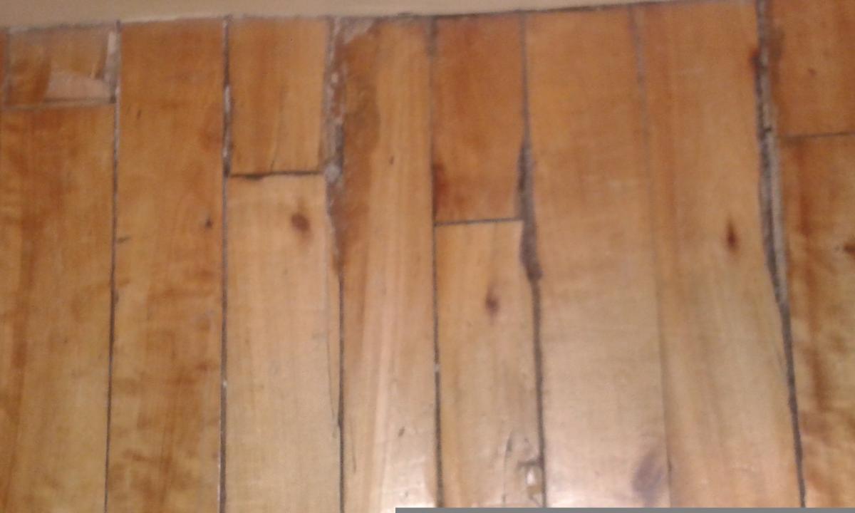 Ancien parquet en pin