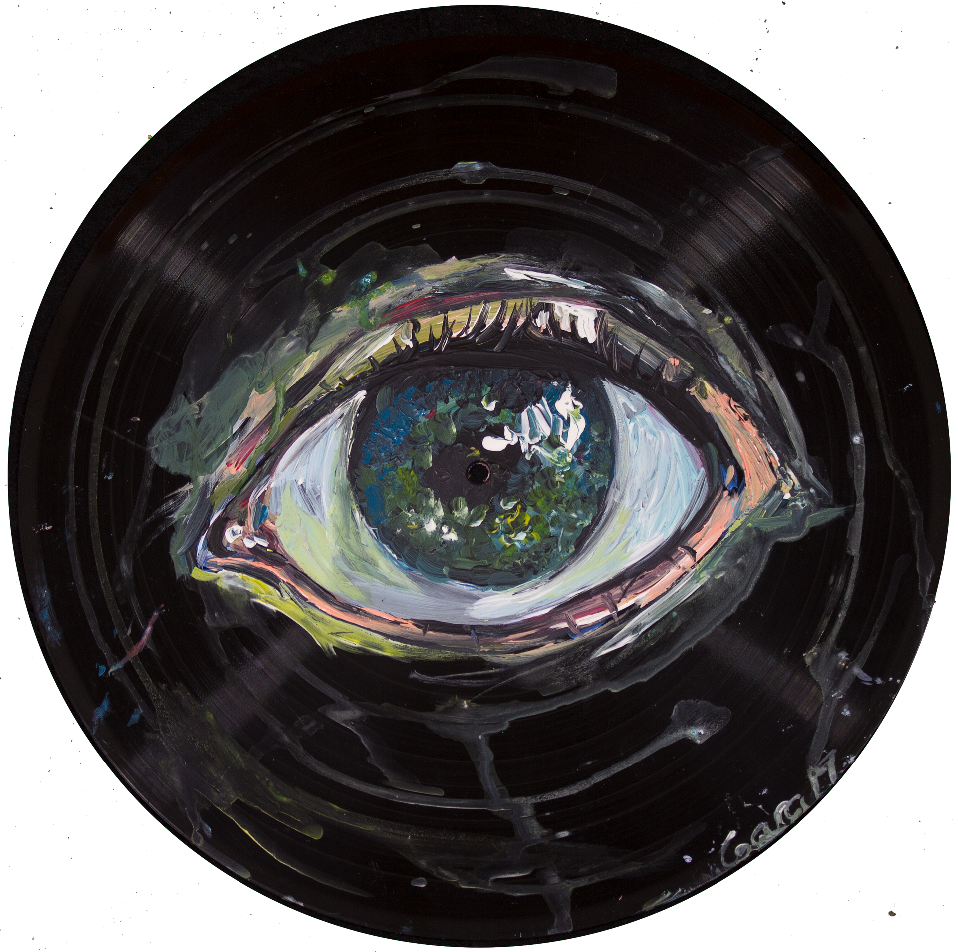 Ojo pintado en un disco de vinilo negro. Iris azul y verde, reflejos blancos, párpado rosa y fondo negro.
