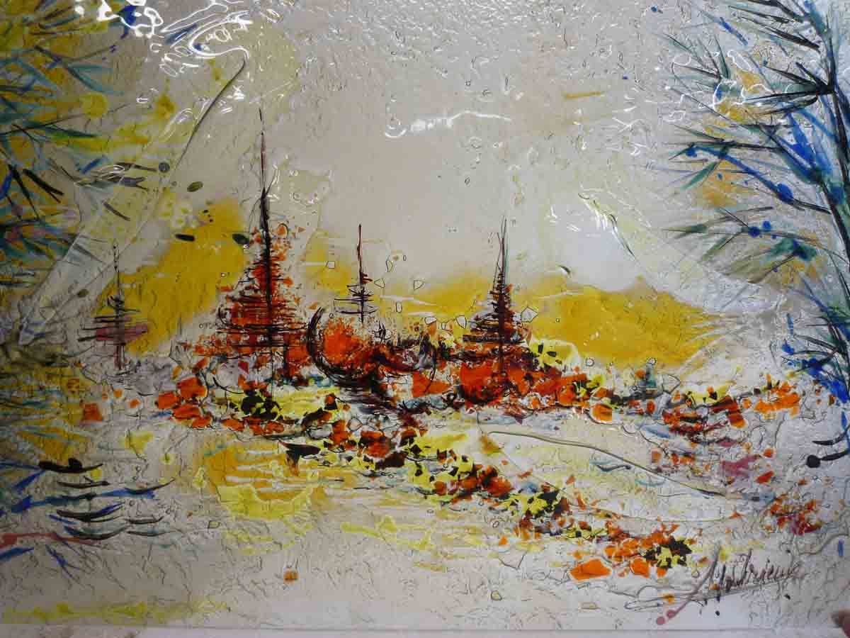 Peinture abstraite : structures orange et jaunes, probablement des temples, dans un paysage aux accents bleus, verts et blancs.