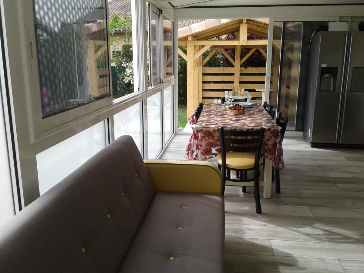 Salon canapé et table