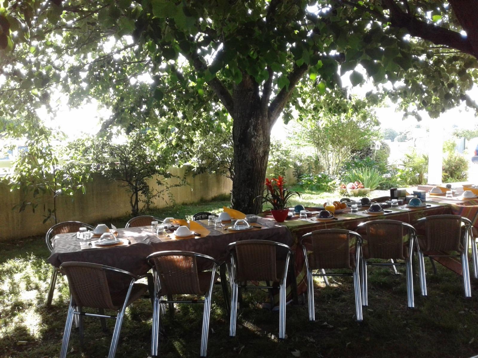 Table extérieure chambre d'hôte