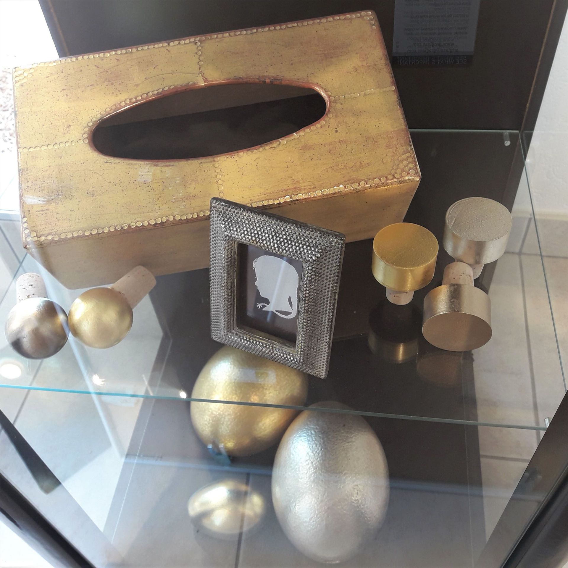 Rahmen & Kunstatelier Iris Arts Nationale und lokale Kunst