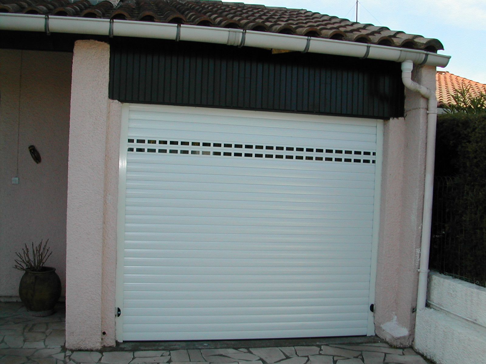 Porte de garage enroulable