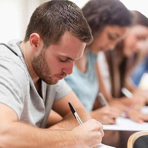 לימוד בקבוצות קטנות או אחד-על-אחד