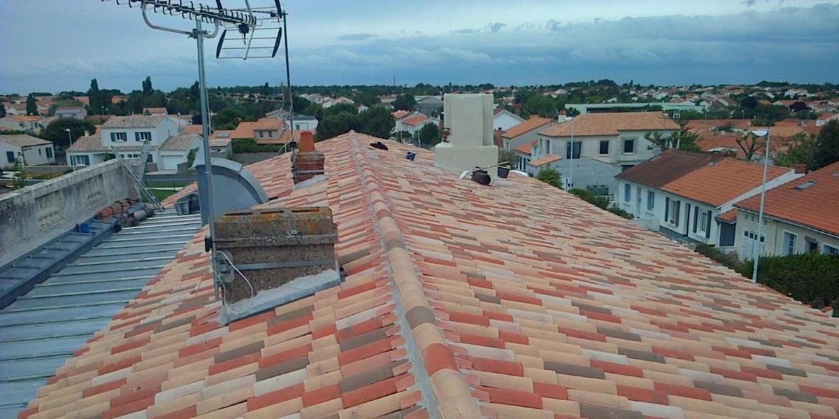 500m² toiture la rochelle type tige de bottes
