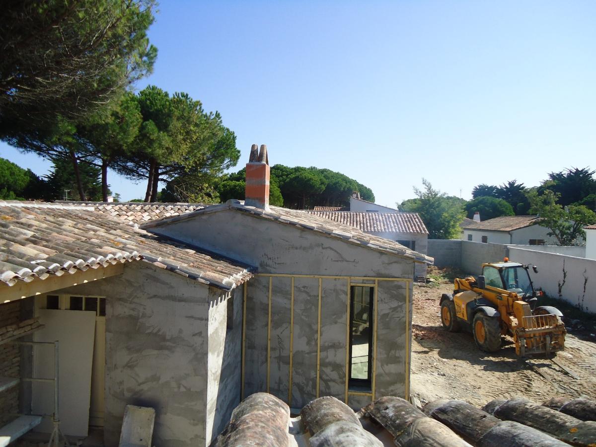 maison neuve,couverture tuiles anciennes(bois plage en ré)