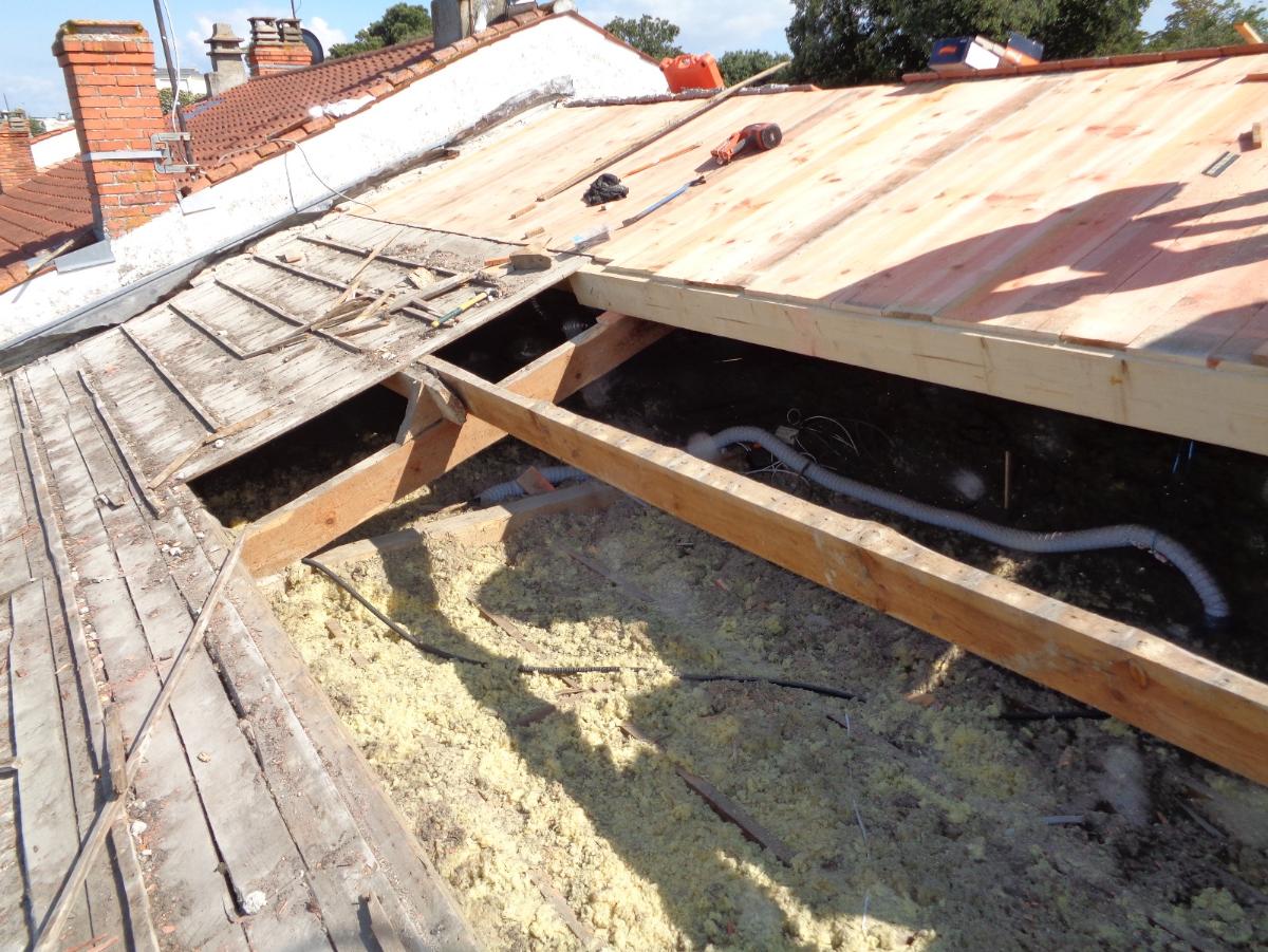 Remplacement poutres et planches de charpentes