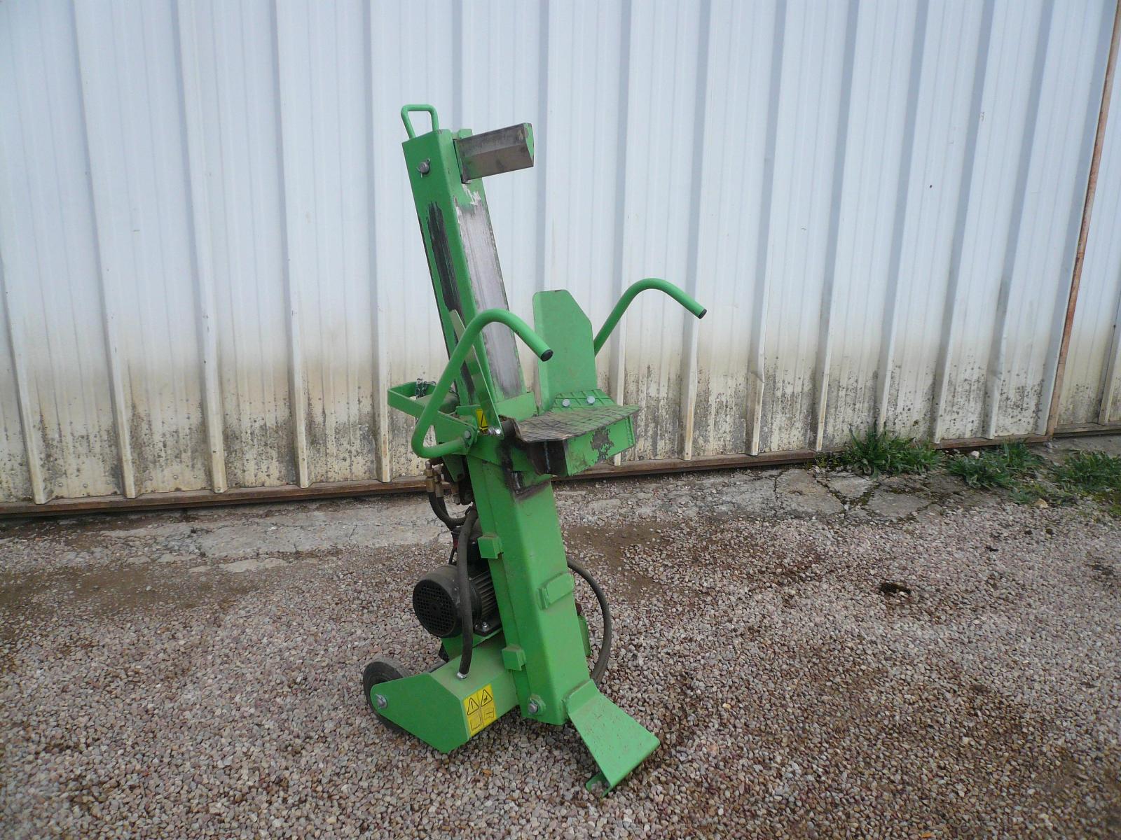 Location Fendeuse buches - Location de matériel Drouet dans l'Eure