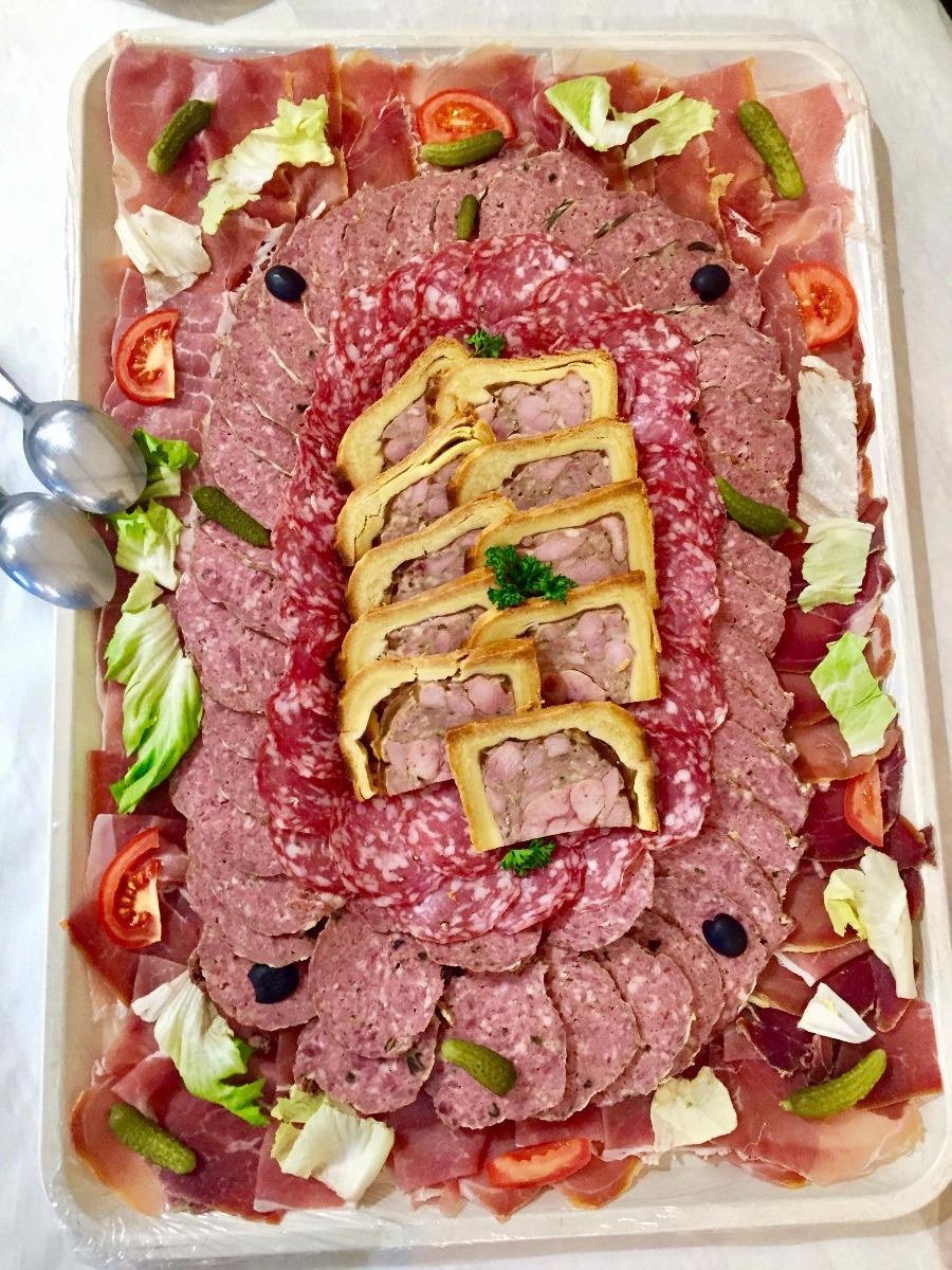 Plateau de charcuteries.