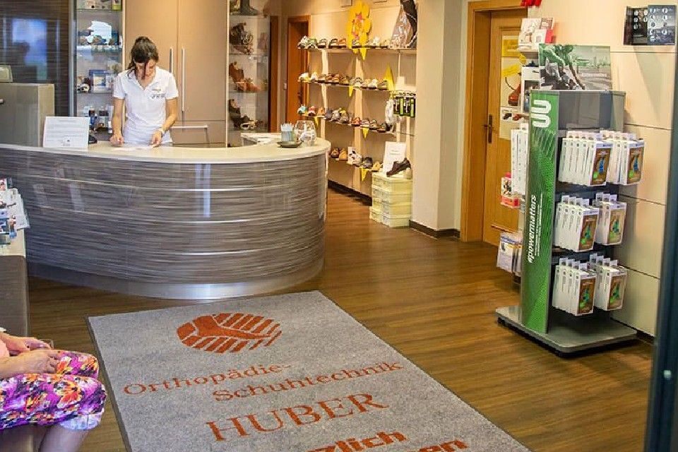 Orthopädie Und Schuhtechnik Jürgen Westenhuber Gmbh Einlagen | Regensburg | Orthopädie-Schuhtechnik Huber