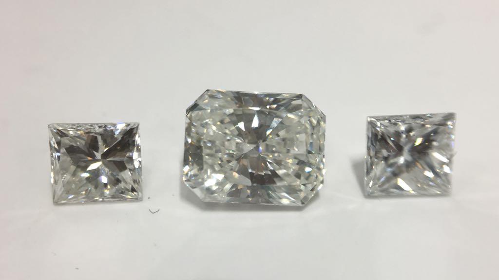 DIAMANT TAILLE ÉMERAUDE ET TAILLE PRINCESSE