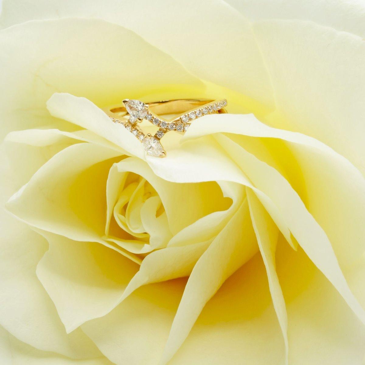 BAGUE POIRES DIAMANTS OR ROSE