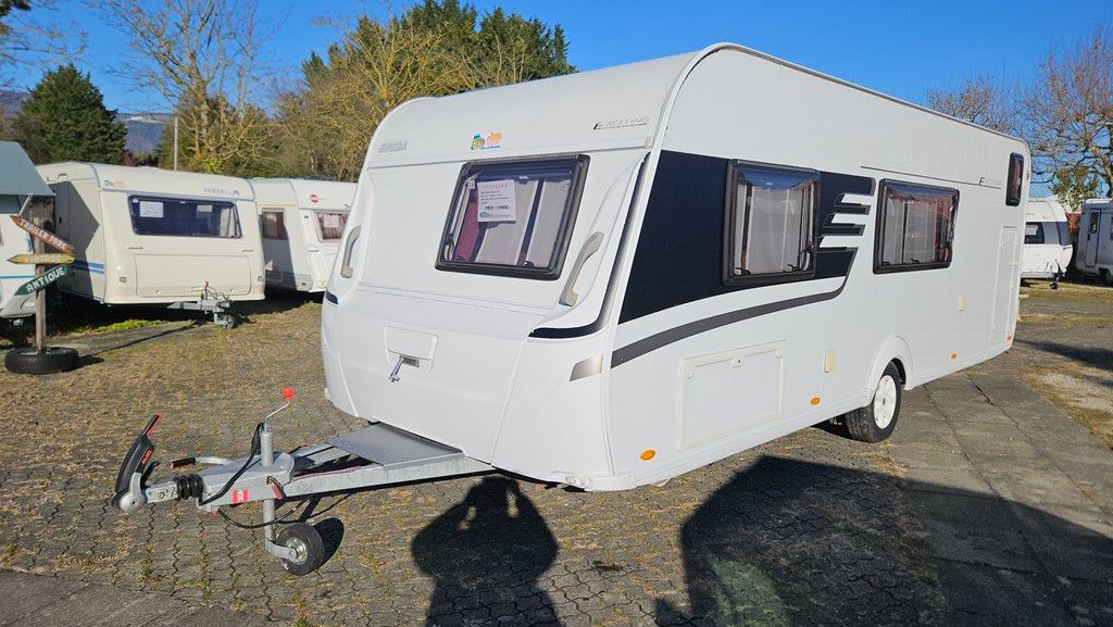 Poids D Une Caravane 4 Places