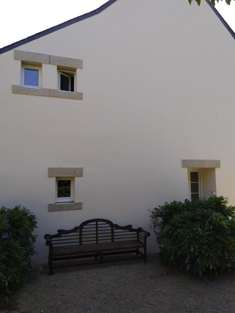 RAVALEMENT-PLUGUFFAN