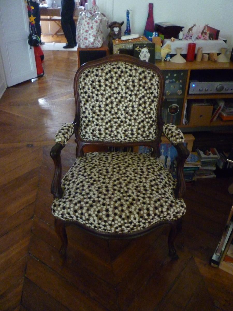 Votre tapisser, M. Seban, à Paris rénove votre fauteuil
