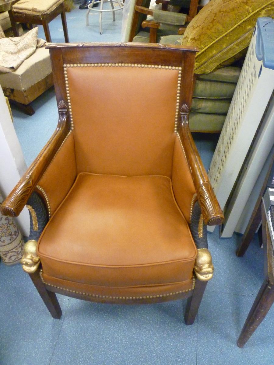 M. Seban, dans le 17ème arr. de Paris rénove votre fauteuil