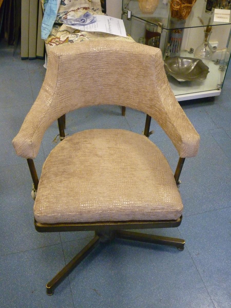 Réfection de siège avec M. Seban, tapissier à Paris 17ème