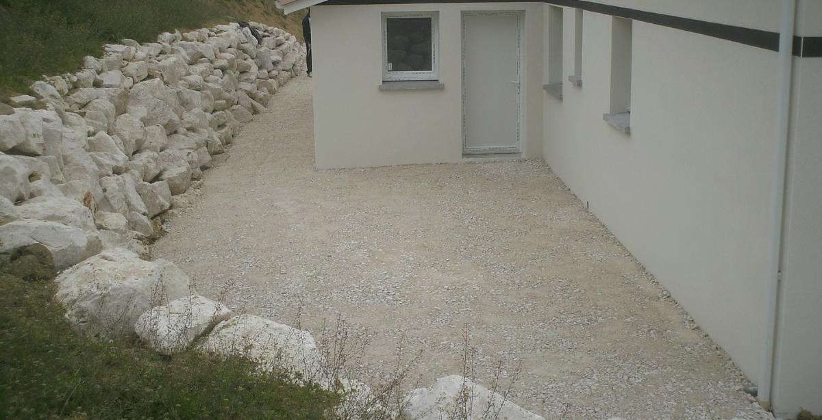 finitions de chemin et enrochement