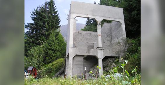 démolition en montagne