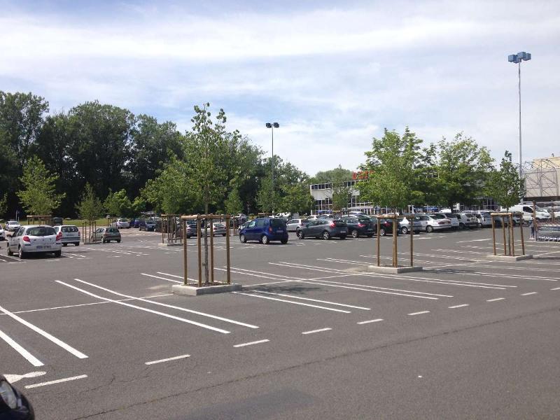 Parking Cora Vichy
