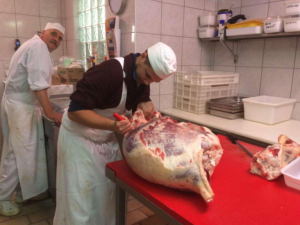 Un désossage de viande française à Mondelange