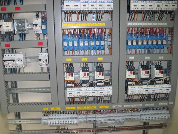 cablage-TGS- cablage armoire Boulogne Billancourt