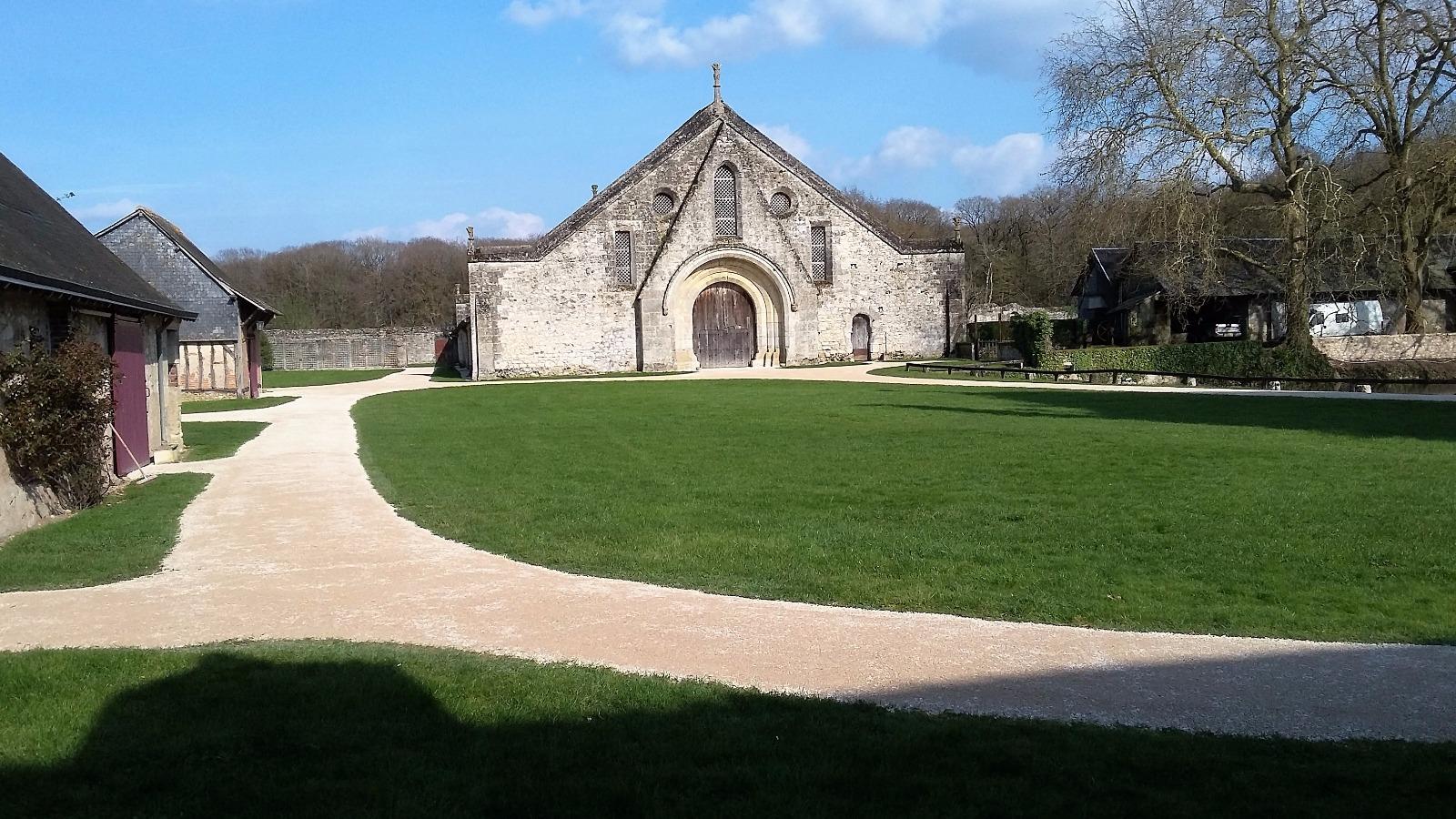 Allée en calcaire 0/20