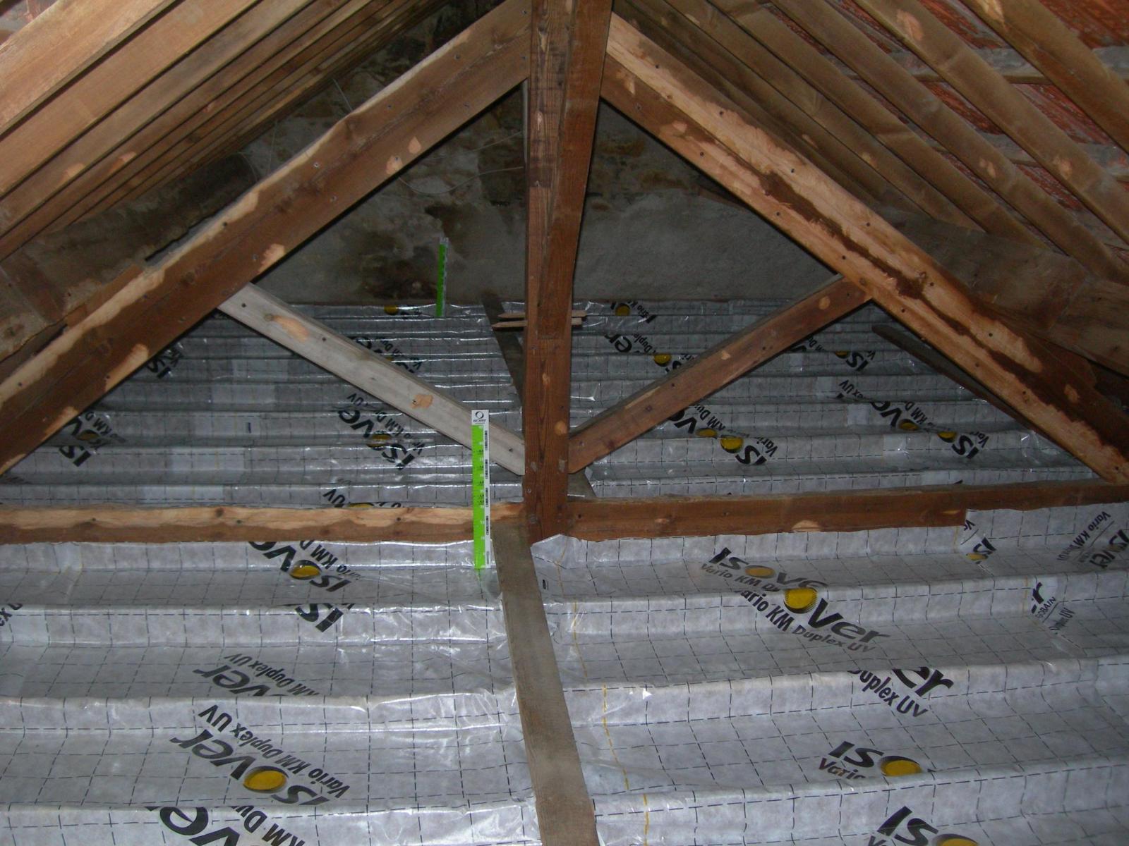 Pose d'une membrane sur lambris